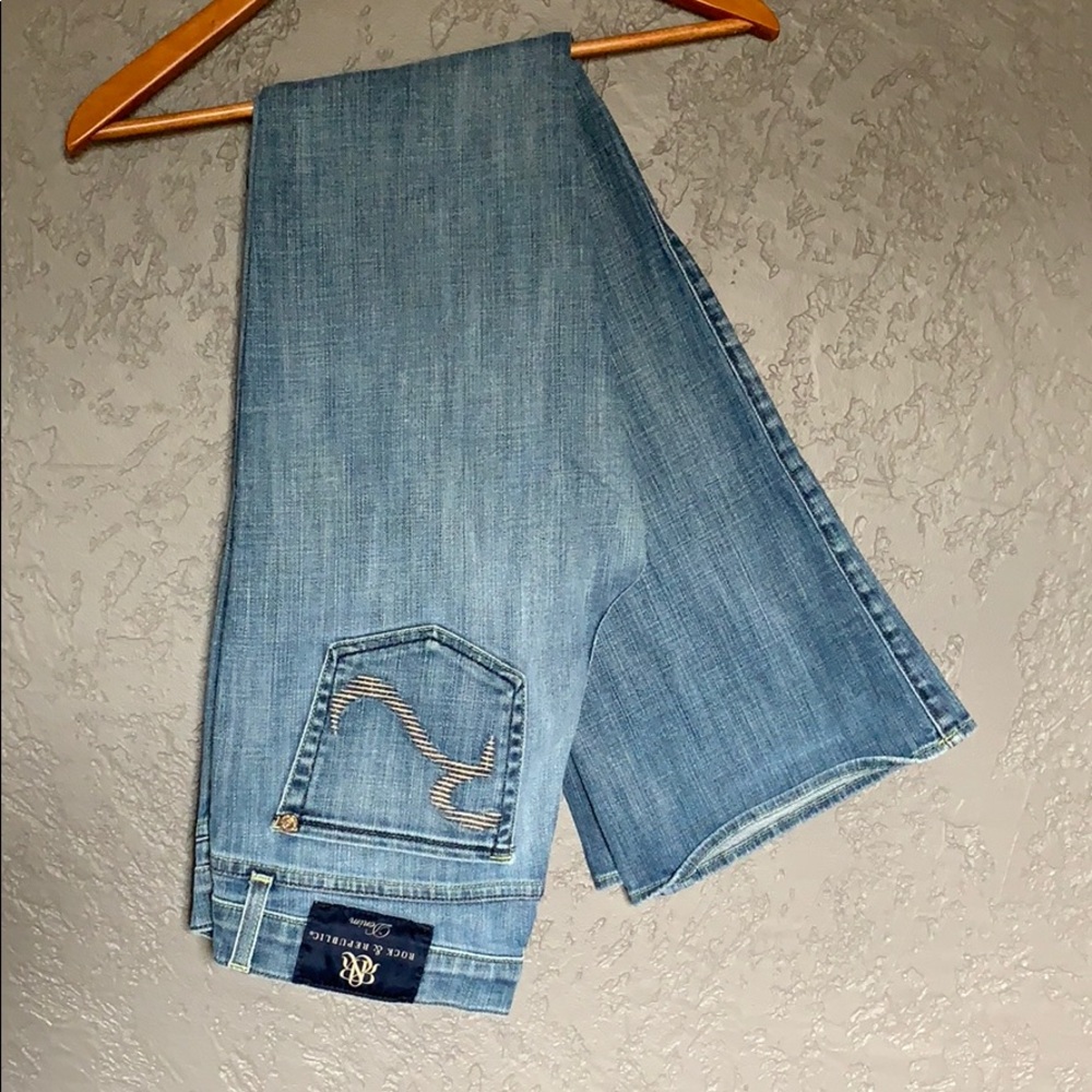 Low rise Rock & Republic jeans